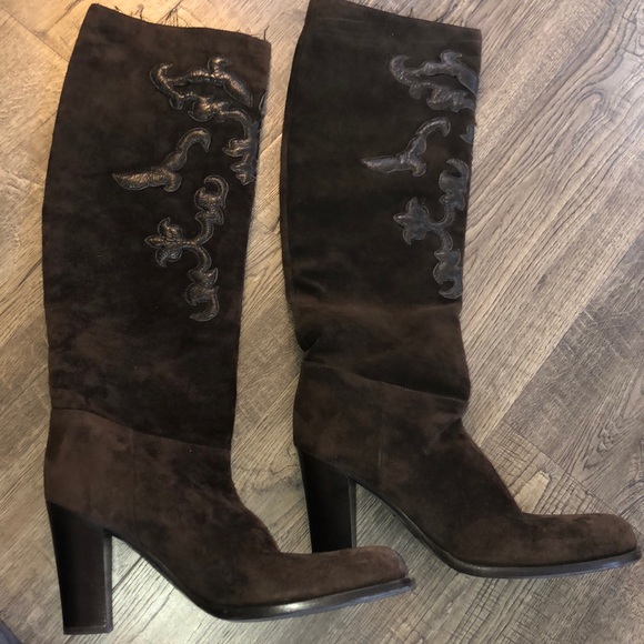 Brown Prada suede heeled boots, worn once - Picture 1 of 2